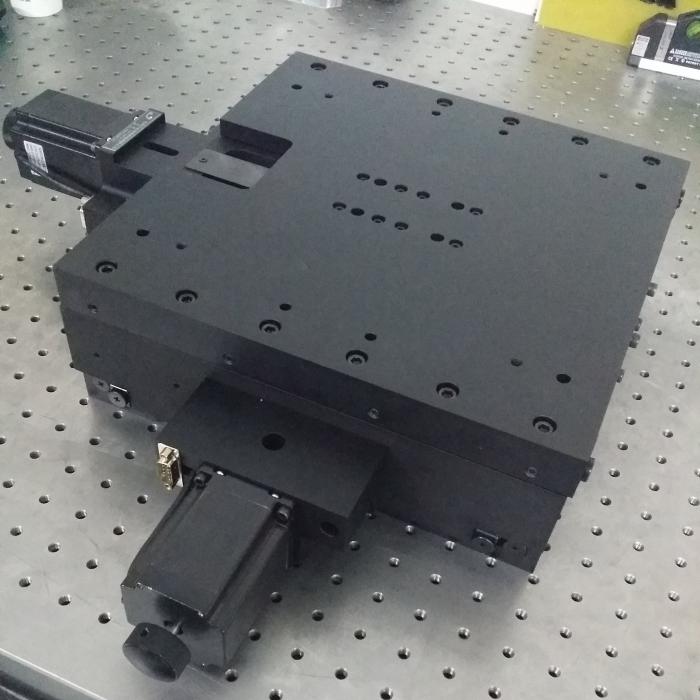 Motorized XY Table: J04DE170