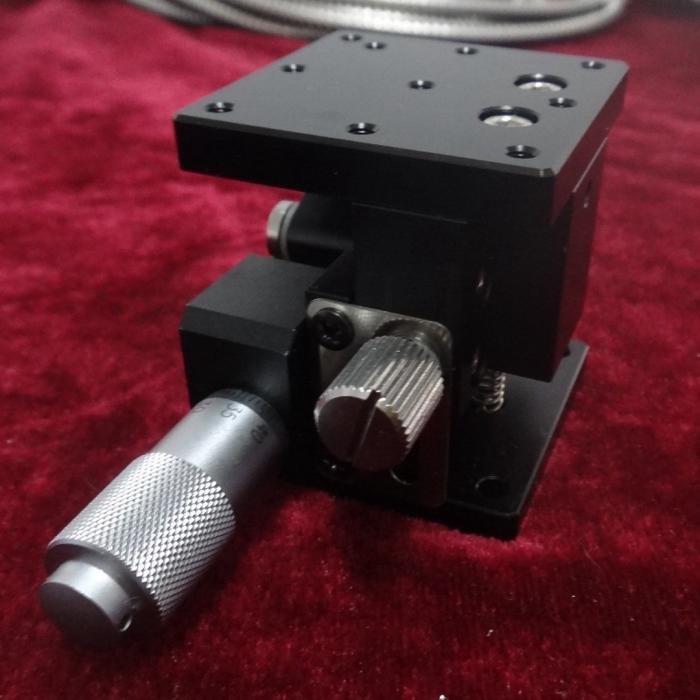 Manual Lab Jack: J11SS